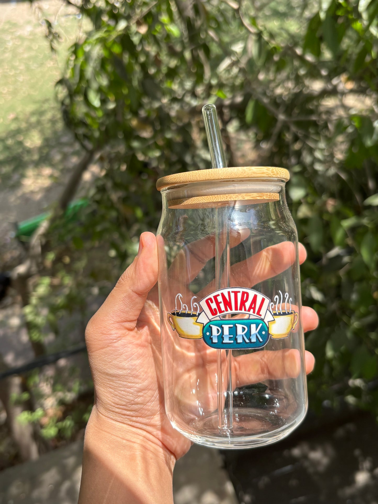 Central perk Glass tumbler with wooden lid and glass straw |FRIENDS themed glass tumbler