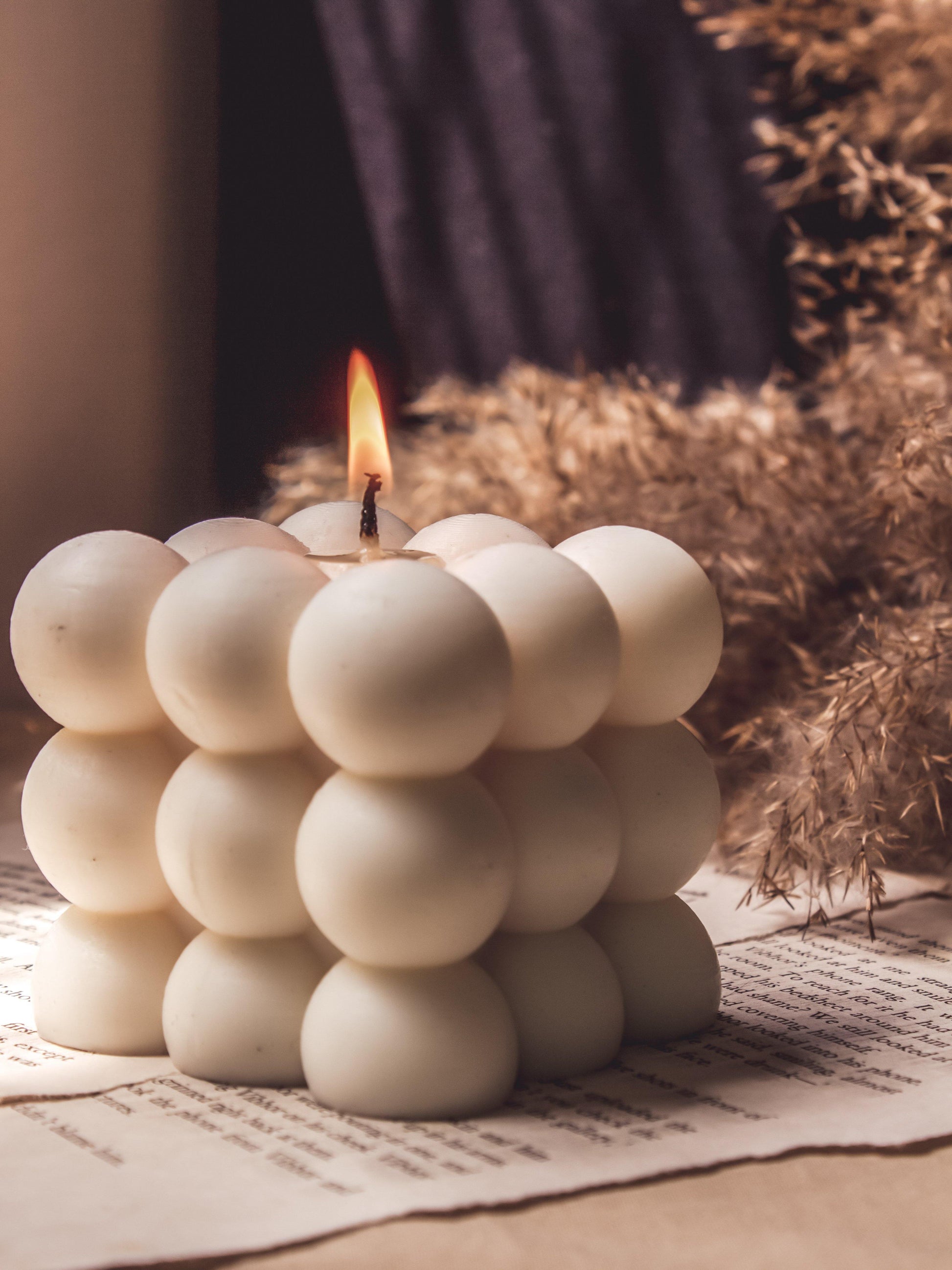White Bubble candle - The Umbrella store
