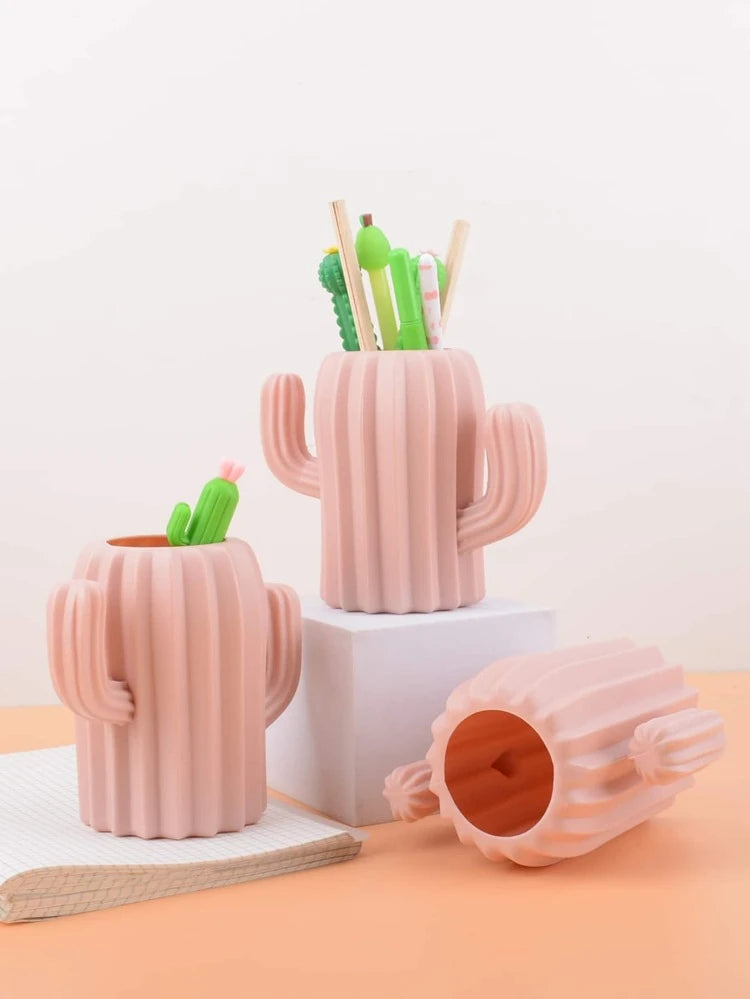 Cactus pen stand