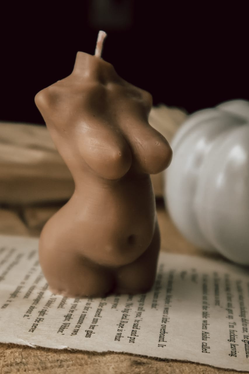 Plus size Women Torso Candle | Female Body Candle - The Umbrella store