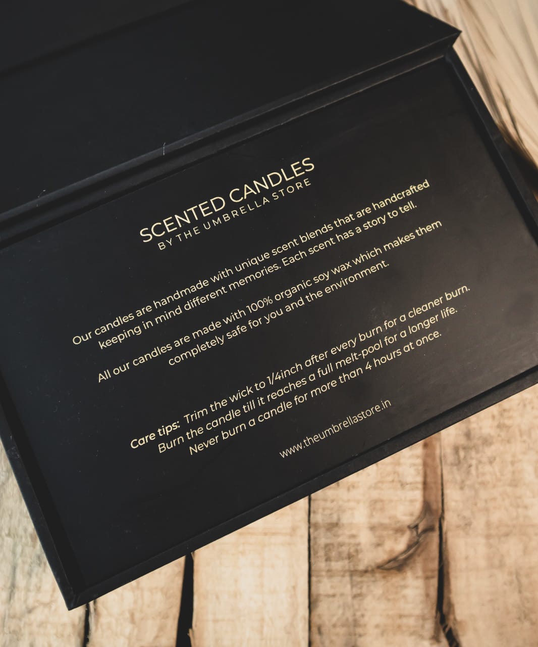 Scented candle Gift Hamper: Set of 2 candles| Luxe Hamper Box