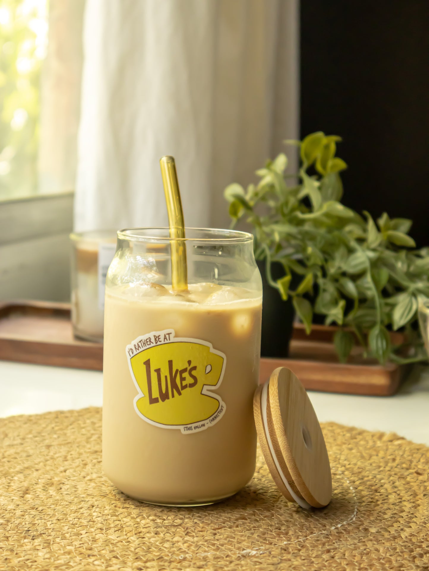 Luke's Glass tumbler with wooden lid and glass straw |Gilmore girls themed glass tumbler