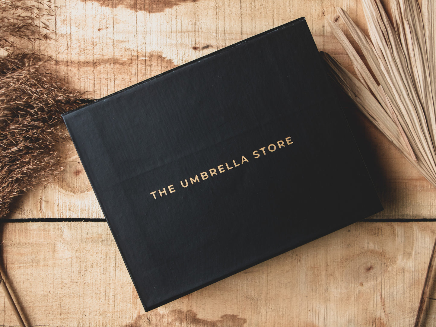 Scented candle gift set: Set of 4 candles| Luxe Hamper Box - The Umbrella store