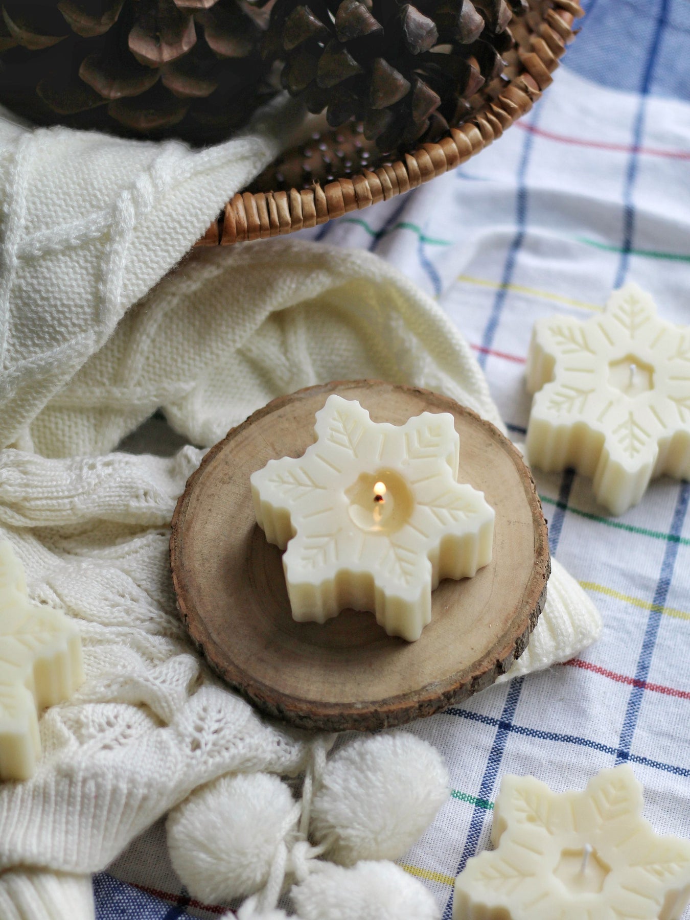 Snowflake Soy Candle | 1 pc - The Umbrella store