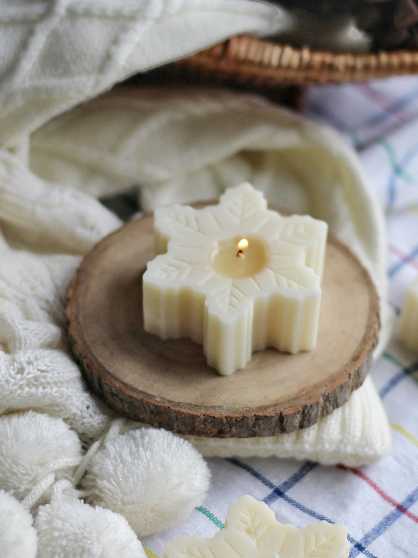 Snowflake Soy Candle | 1 pc - The Umbrella store