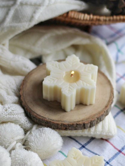 Snowflake Soy Candle | 1 pc - The Umbrella store