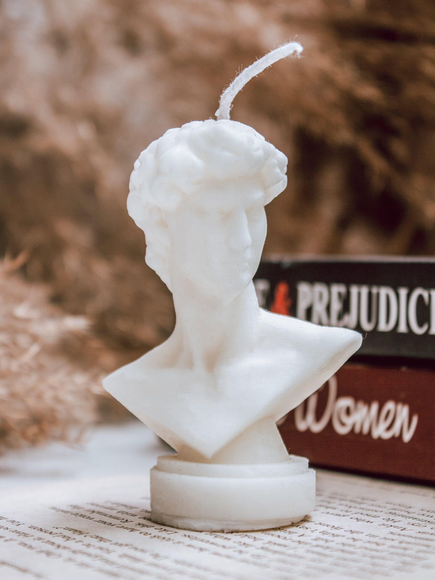 David Sculpture Candle - The Umbrella store