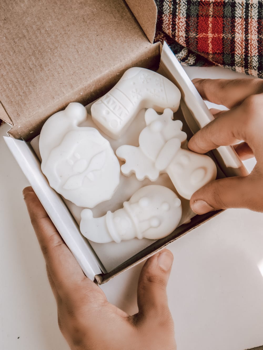 Secret Santa Wax melts box | Christmas Eve - The Umbrella store